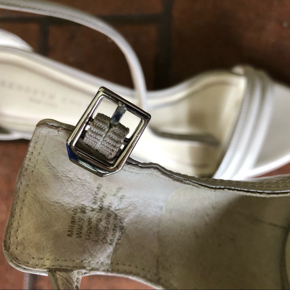 Kenneth Cole Nude Heels Size 8 - Picture 4 of 7